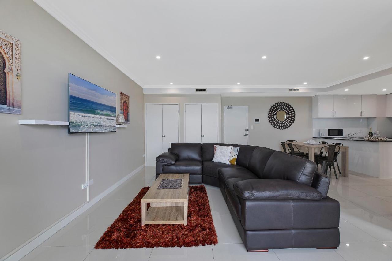 Lakeside Waterfront Apartment The Entrance Exterior foto